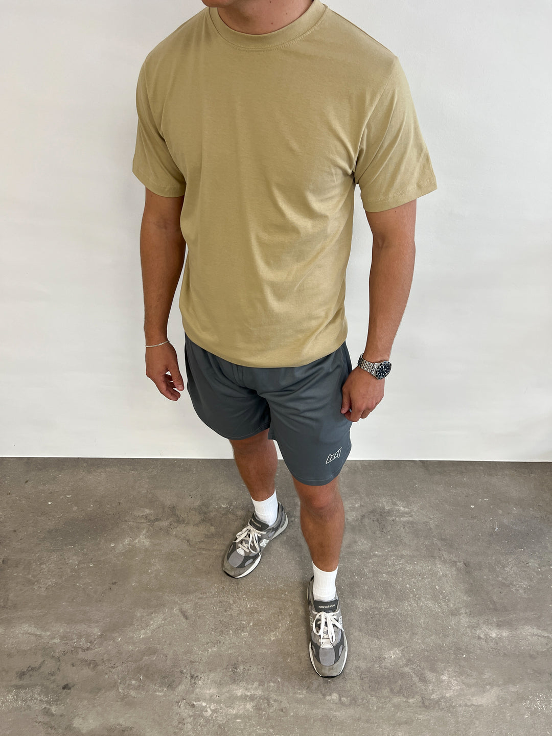 Mens Basic Tee Oversized Beige