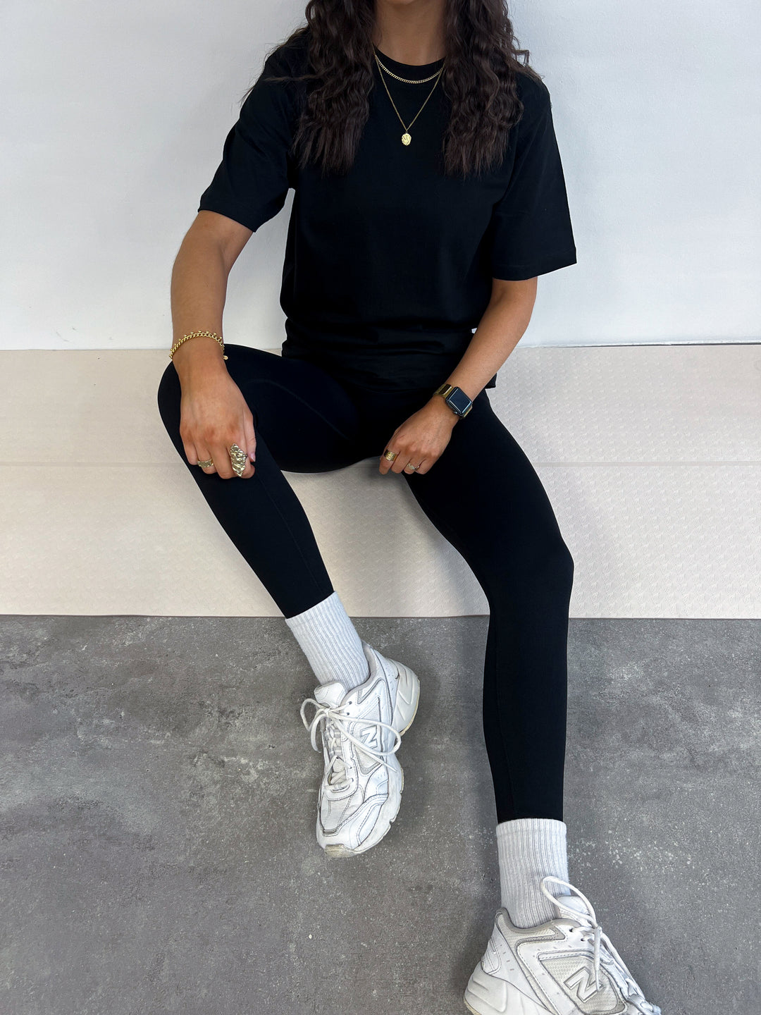 Womens Basic Tee Oversized Black