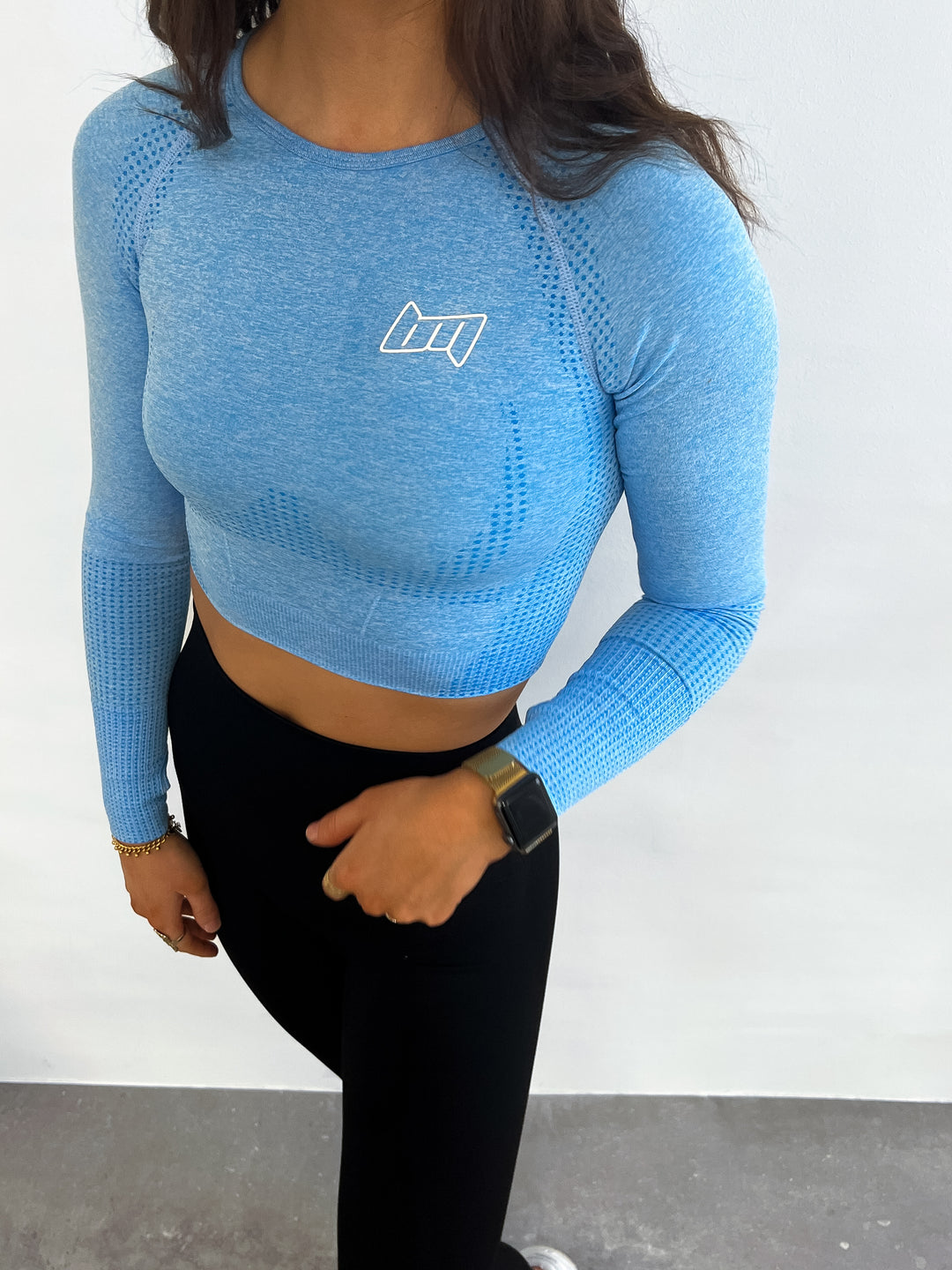 BM Seamless Long Sleeve Cropped Top Light Blue