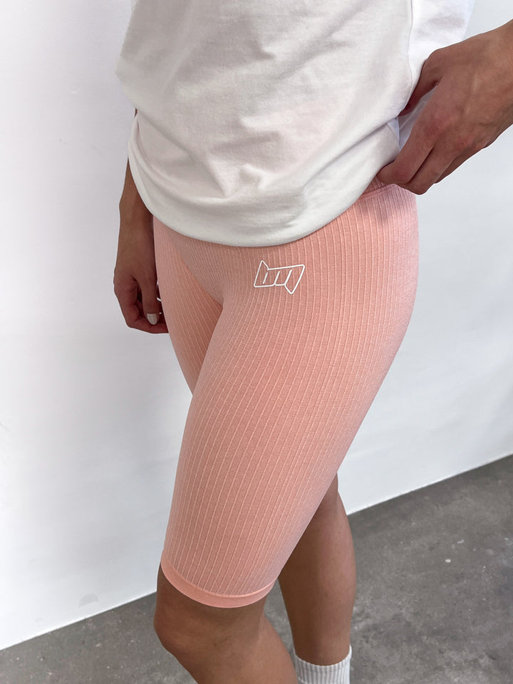 BM Seamless Ribbed Shorts Pink